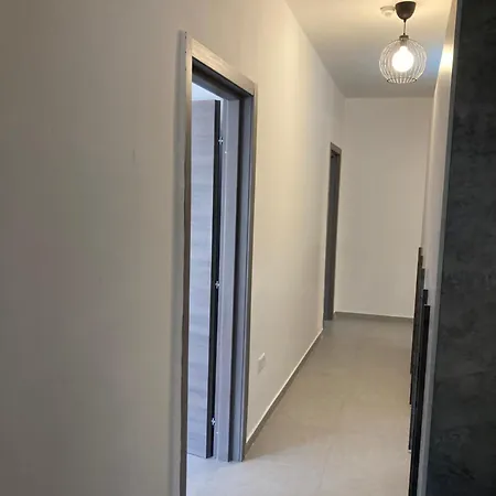 Family & Friends Modern Sliema