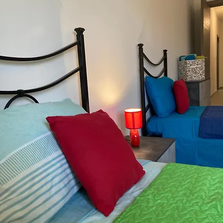 Family & Friends Modern