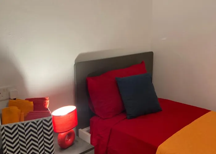 Family & Friends Modern