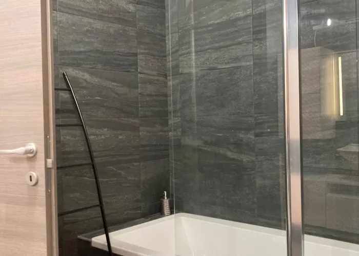 아파트 Family & Friends Modern 슬리에마