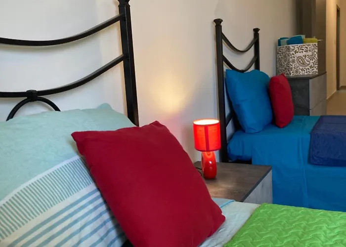 Family & Friends Modern