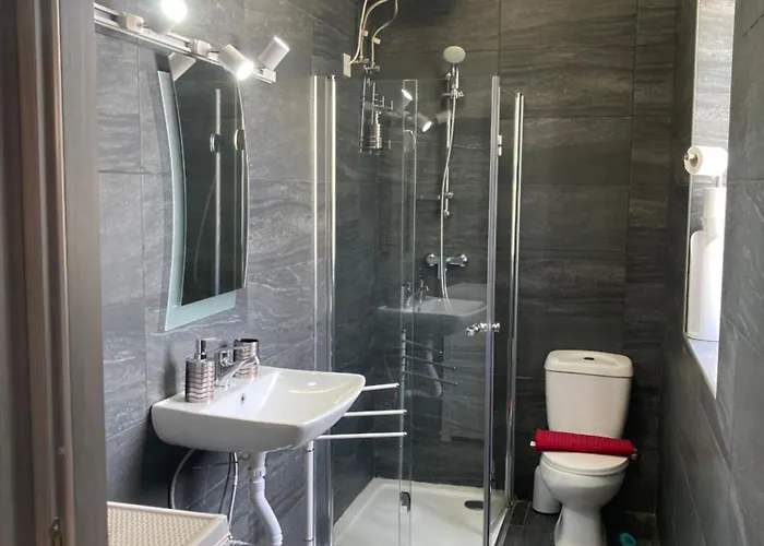 아파트 Family & Friends Modern 슬리에마